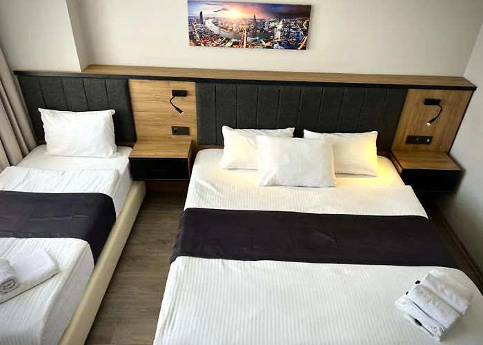 Comfort Center Suit Hotel