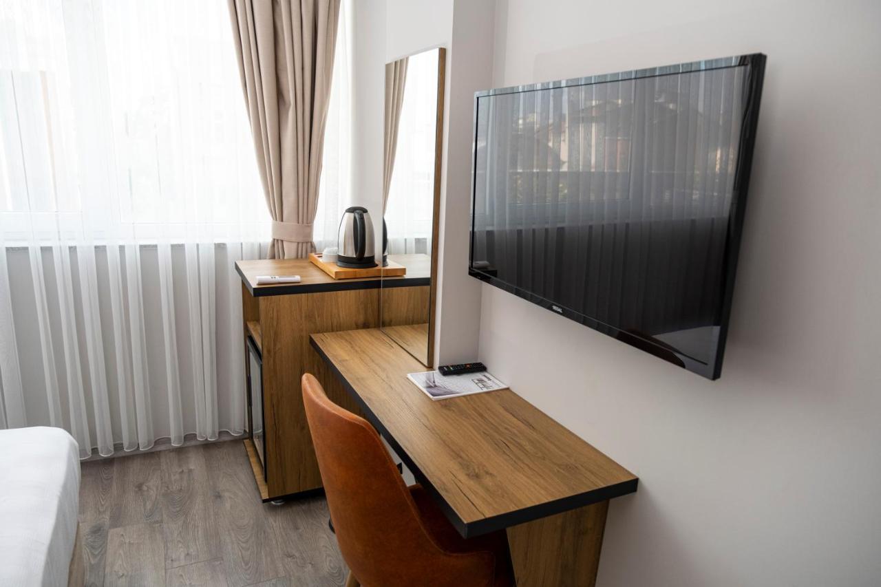 Comfort Center Готель *